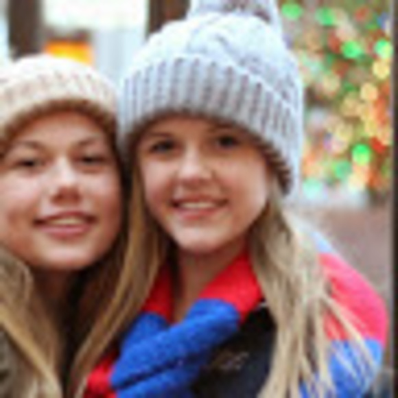 Profile Picture of Grace Eekhof (@graceeekhof) on Poshmark