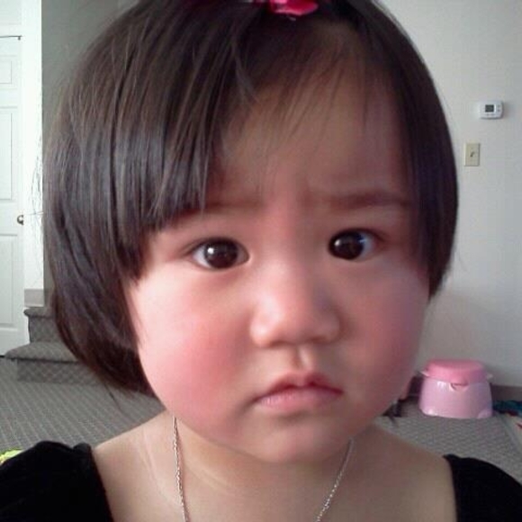 Profile Picture of Mavis Chen (@mavischen) on Poshmark