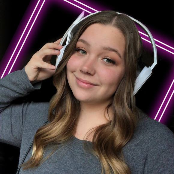 Krissa Meroney - Poshmark Profile Picture of Krissa Meroney (@princessxkrissa) on Poshmark