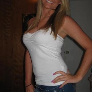 Profile Picture of Renee Roberts (@findingnemostars) on Myspace