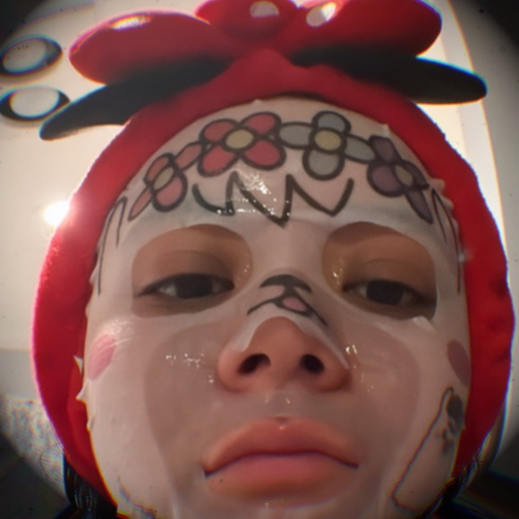 Profile Picture of Cristina Papalardo (@crispapa702) on Poshmark