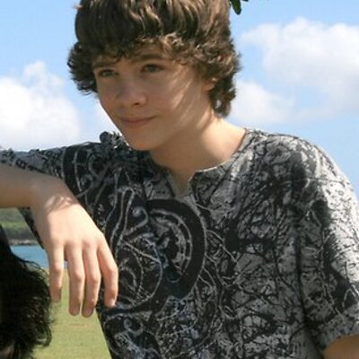 Profile Picture of Chris Barrington (@Chrisbarringto7) on Twitter