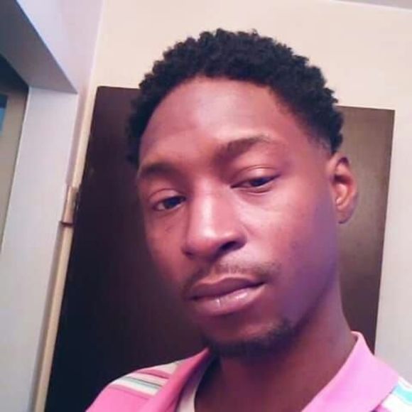 Profile Picture of Lorenzo Davis (@lorenzodavis252) on Poshmark