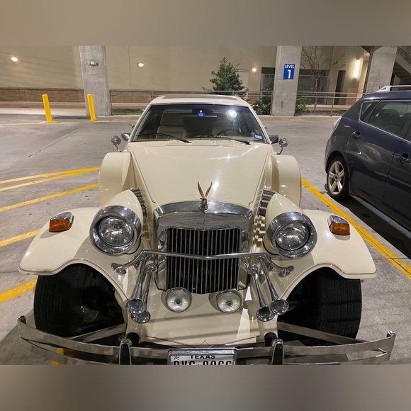 Profile Picture of Mason Schopfer (@masonschopfer) on Poshmark