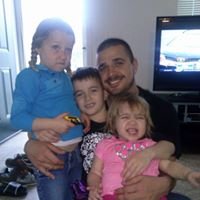 Profile Picture of Michael Mazzariello (@mikemazz71287) on Twitter