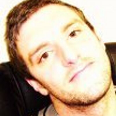 Profile Picture of Carl Oates (@blogsbollox) on Twitter