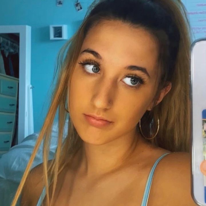Profile Picture of lisa (@lisasnyderr) on Tiktok