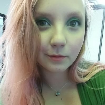 Profile Picture of Reilly (@Journal_Candy) on Twitter