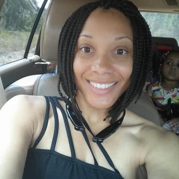 Profile Picture of Tequila Holmes (@tequila26) on Poshmark