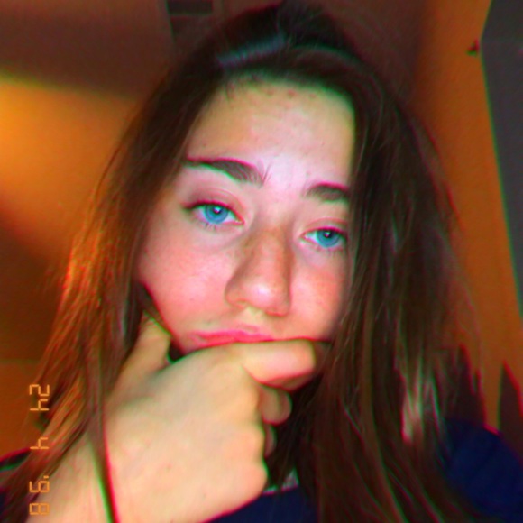 Profile Picture of Margot Klein (@marglock) on Poshmark