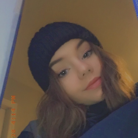 Profile Picture of Brynn Boyd (@brynnboydd) on Poshmark