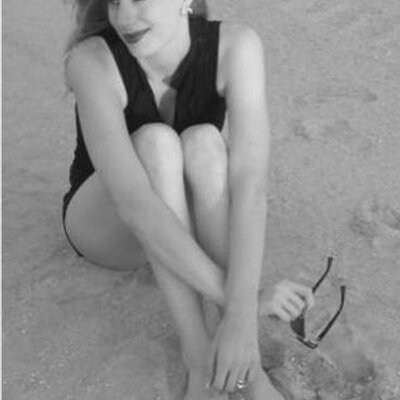 Profile Picture of Cassandra Downing (@CassandraDownin) on Twitter