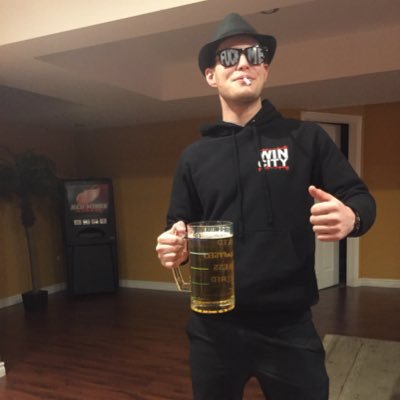 Profile Picture of Scotty Pipn (@scott_glover17) on Twitter