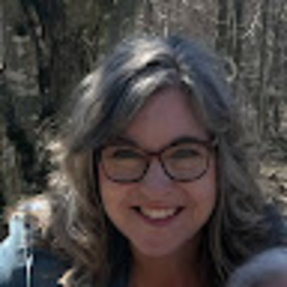 Profile Picture of Krissy Moore (@krissymoore364) on Poshmark