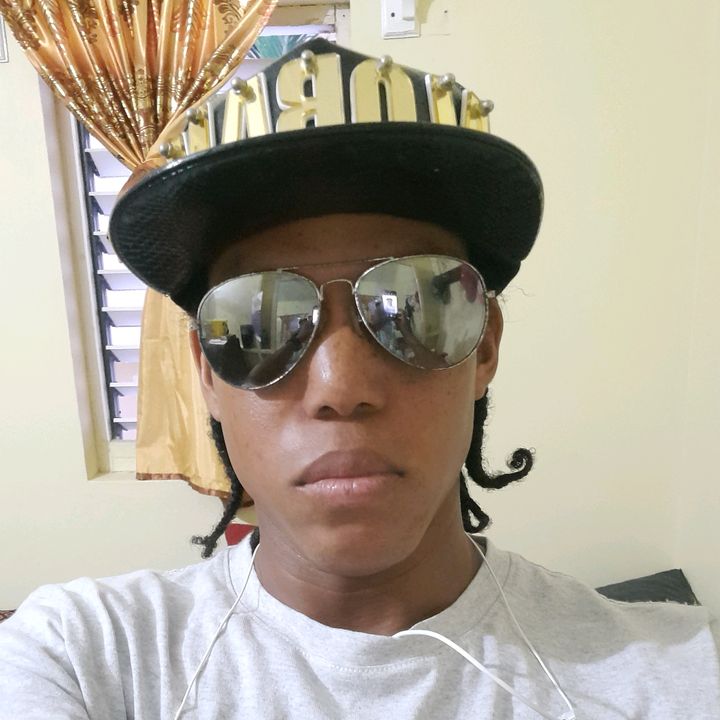 radcliffrobinson - Tiktok Profile Picture of radcliffrobinson (@radcliffrobinson) on Tiktok