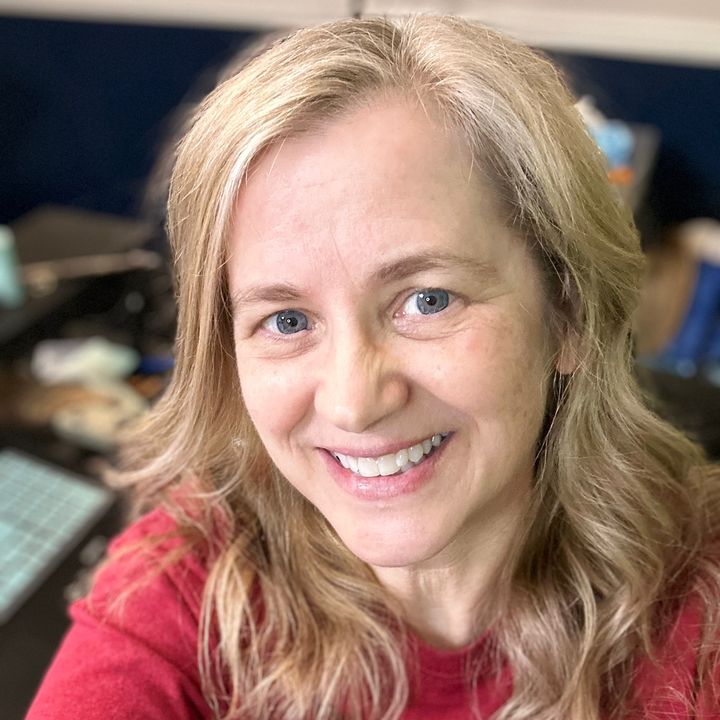Profile Picture of Luci (@teacherluciw) on Tiktok