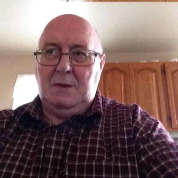 Profile Picture of Jean paul Hull (@paulhull10) on Poshmark