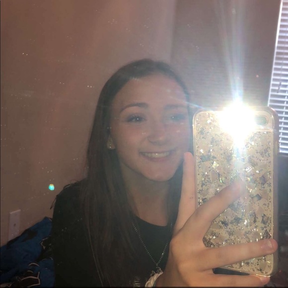 Profile Picture of Taylor Dann (@taytryon08) on Poshmark