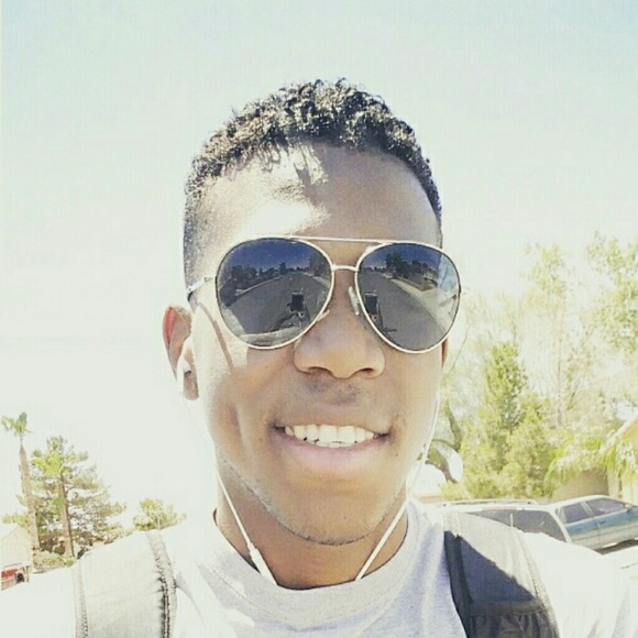 Profile Picture of Yonadi Rodriguez (@padri) on Poshmark