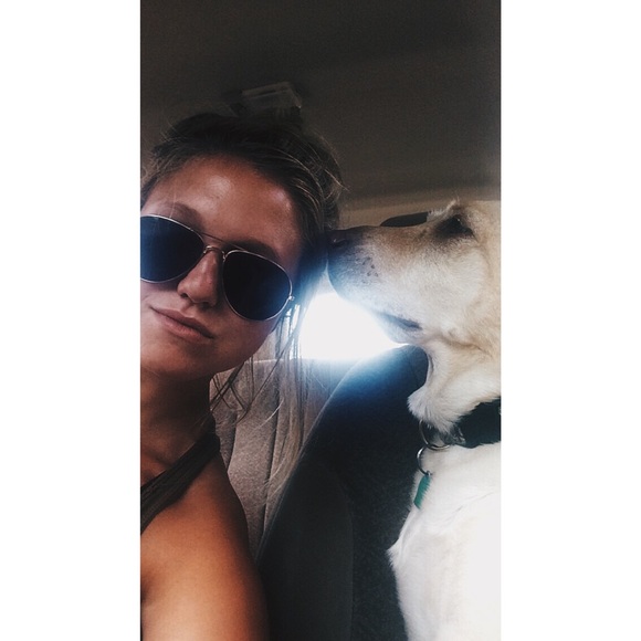 Profile Picture of Abby Marshalek (@abbymarshalek) on Poshmark