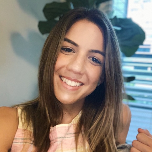 Profile Picture of Cora Jenkins (@corajenkins355) on Poshmark