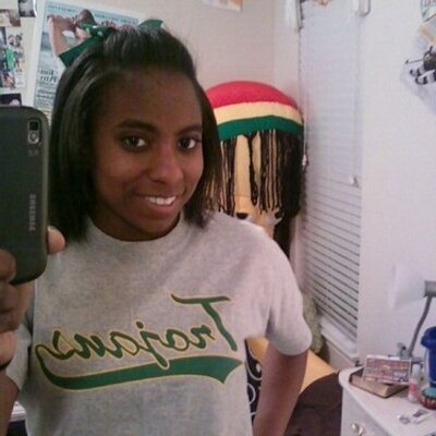 Profile Picture of Sharee Bailey (@BabiShae12) on Twitter