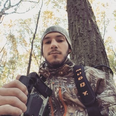 Profile Picture of Adam Laub (@alaub1990) on Twitter