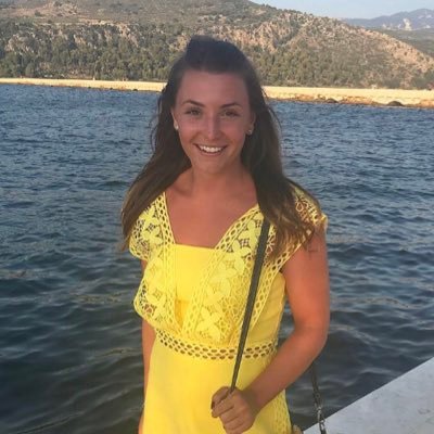 Profile Picture of Kelly Hewitt (@kel_hewitt) on Twitter