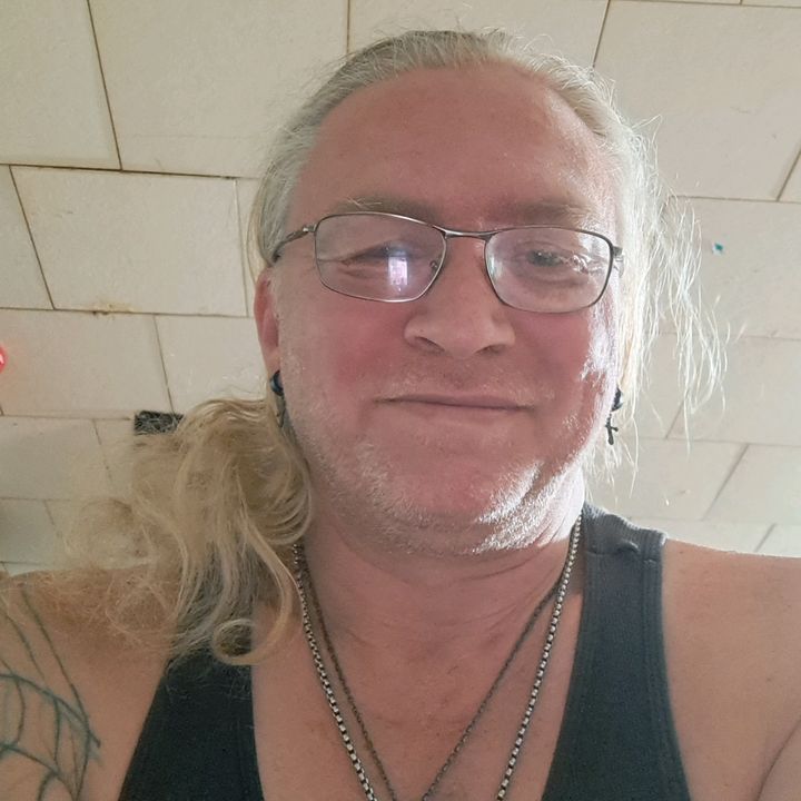 Profile Picture of ralph (@ralpheg) on Tiktok