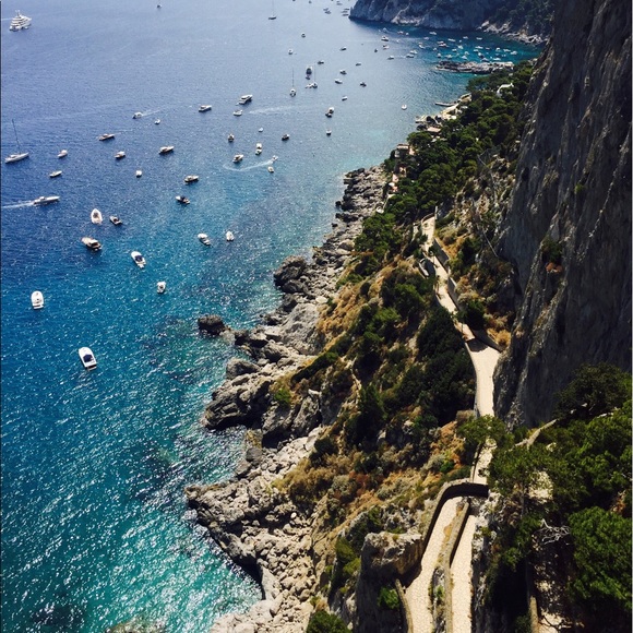 Profile Picture of Jennifer Dolecki (@jennypoorn) on Poshmark