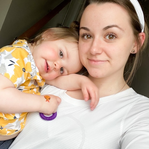 Profile Picture of Carissa Hockney (@carissahockney) on Poshmark