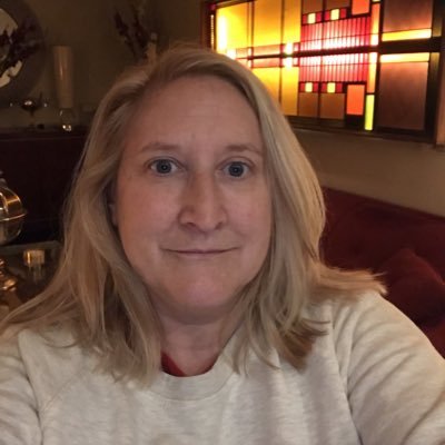 Profile Picture of Tracy Parrott (@tracy_lee_88) on Twitter