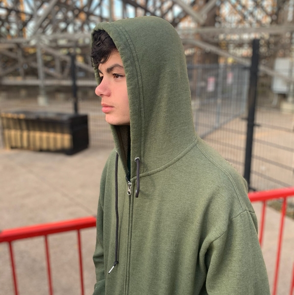 Profile Picture of Marcus Sehi (@mrsehi2005) on Poshmark