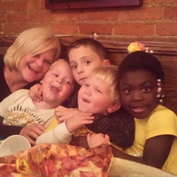 Profile Picture of Robin Jarrett (@robinjarrett) on Poshmark