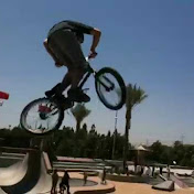 Profile Picture of Scott Larsen (@desertredrider) on Youtube