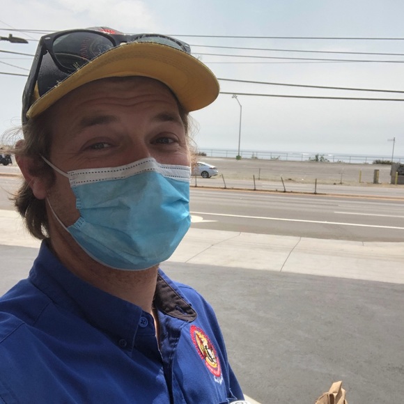 Andrew Libbon - Poshmark Profile Picture of Andrew Libbon (@undeadandy) on Poshmark