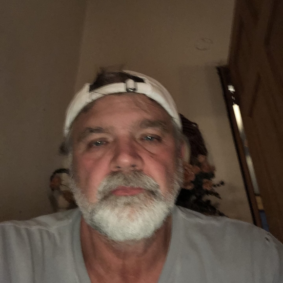 Profile Picture of Albert Marshall (@albertmarshall) on Poshmark