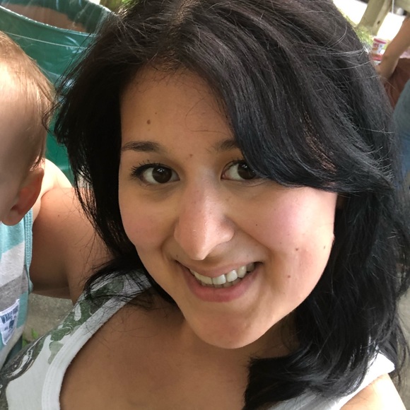 Profile Picture of Nargiza Gensel (@nargi86) on Poshmark