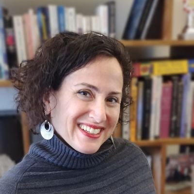 Profile Picture of Maxine Marcus (@MaxMarcusMax) on Twitter