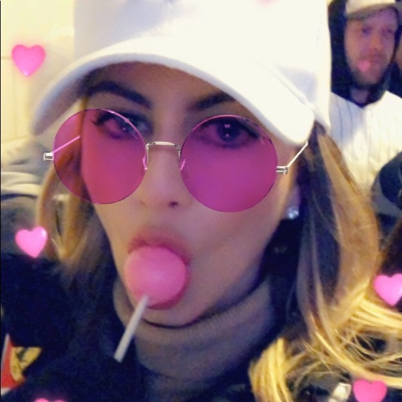 Profile Picture of Carly Caroselli (@ccarosell) on Poshmark