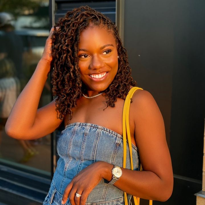 Profile Picture of Roxanne (@roxannee0333) on Tiktok