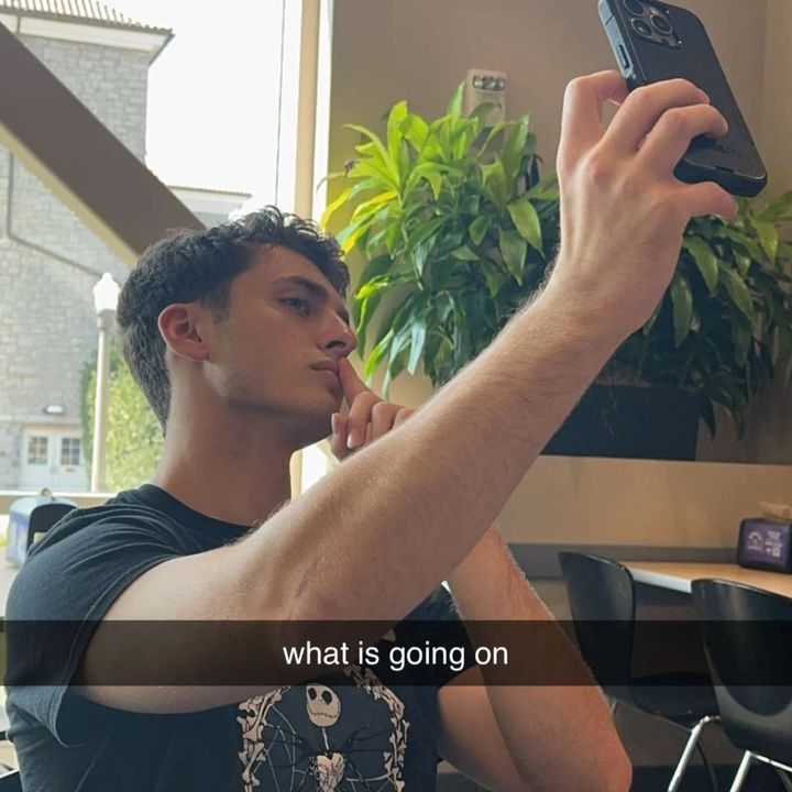 Profile Picture of Nathan Muncher (@nathan.eats) on Tiktok