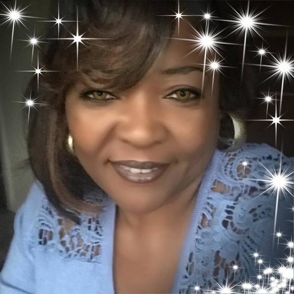 Profile Picture of Joyce Miller-oglesby (@joyceamiller) on Poshmark