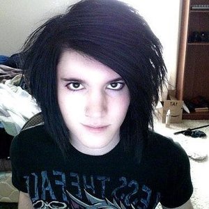 Profile Picture of Dayton Brown (@deadasdiamonds) on Myspace