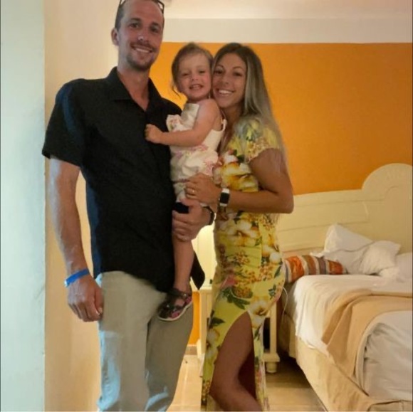 Profile Picture of Marie-pascale Pelletier (@marie_basket_24) on Poshmark