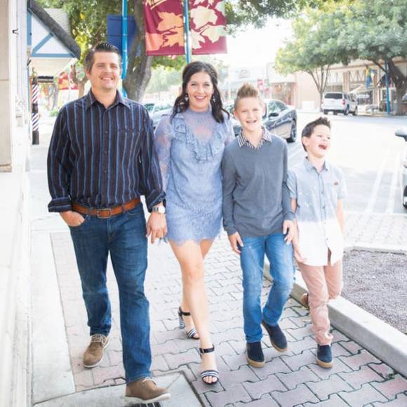 Profile Picture of Megan Wininger (@meganwininger) on Poshmark