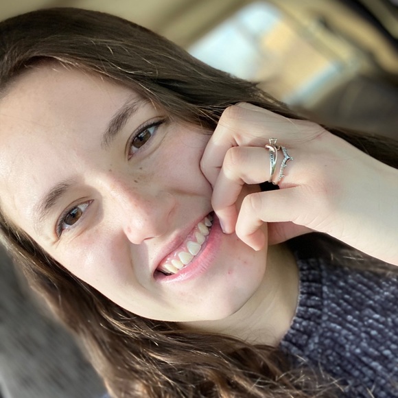 Profile Picture of Kristin Meredith (@kristinnm061519) on Poshmark