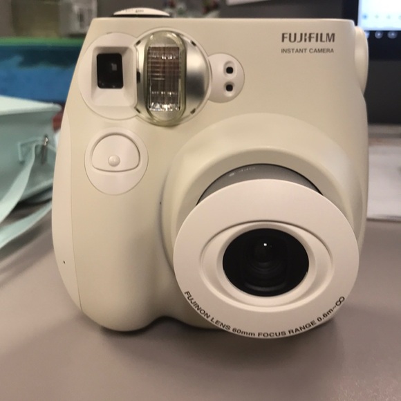 Profile Picture of Alexandra Esposito (@aespo64) on Poshmark