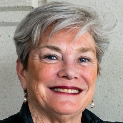 Profile Picture of Mary Fran Rileyon Twitter