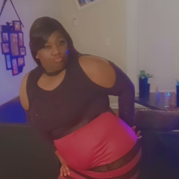 Darneshia Darneshia - Poshmark Profile Picture of Darneshia Darneshia (@darneshiad) on Poshmark